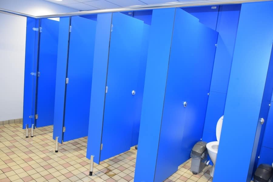 Bright new look for leisure centre changing rooms — Grantham news photo